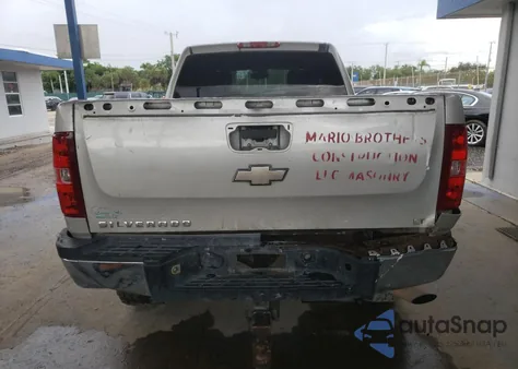 2008 Chevrolet Silverado K2500 Heavy Duty z USA, uszkodzony, nr VIN 1GCHK23K58F132492
